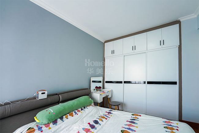 95㎡三居，靈活改造裝飾架構(gòu)，塑造簡(jiǎn)約輕便的小家